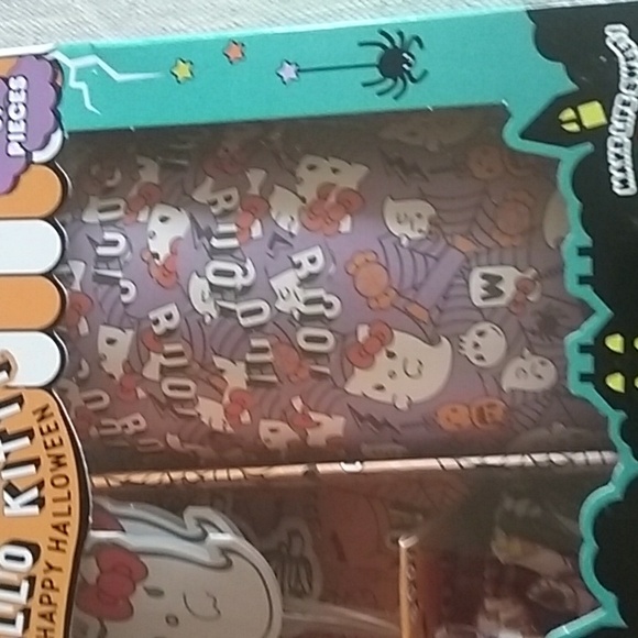 HELLO KITTY CUPCAKE PARTY SET - Picture 2 of 5